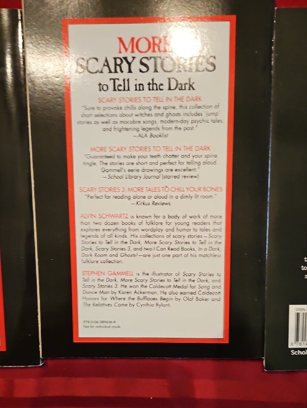 Assorted Horror Paperback Book Set - Red & Black Covers - Picture 3 of 4